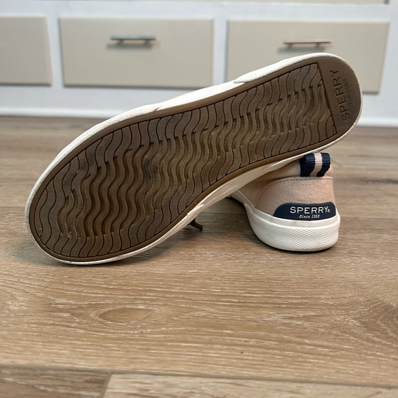 Sperry Women's tan Canvas Boat Shoes - Picture 8 of 9